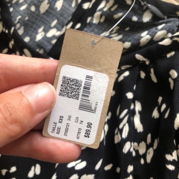 RW&CO. Black and White Flutter Sleeve Midi Sundress - Picture 3 of 9